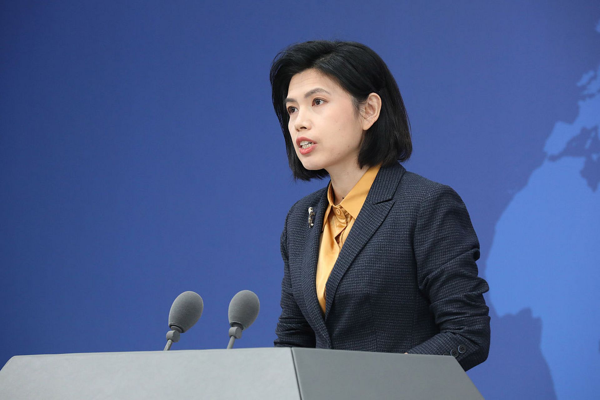 朱凤莲呼吁促进两岸合作# 据消息,国台办发言人朱凤莲于6月14日上午