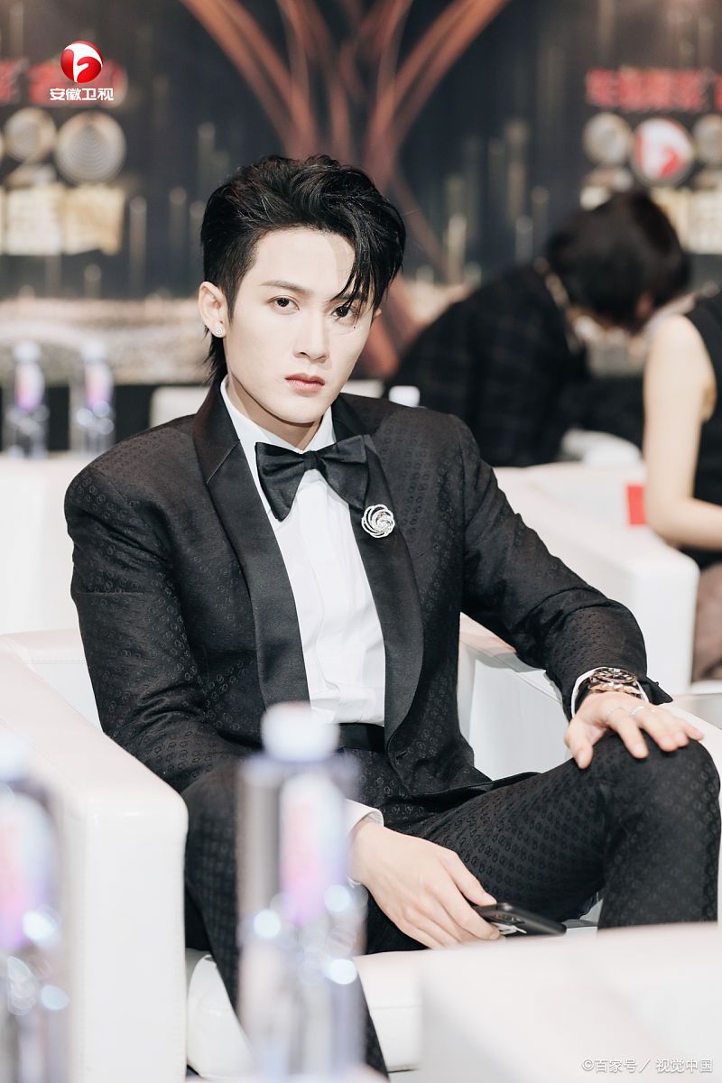 杨紫新剧《国色芳华》再添男演员,传闻李现,檀健次或将加入