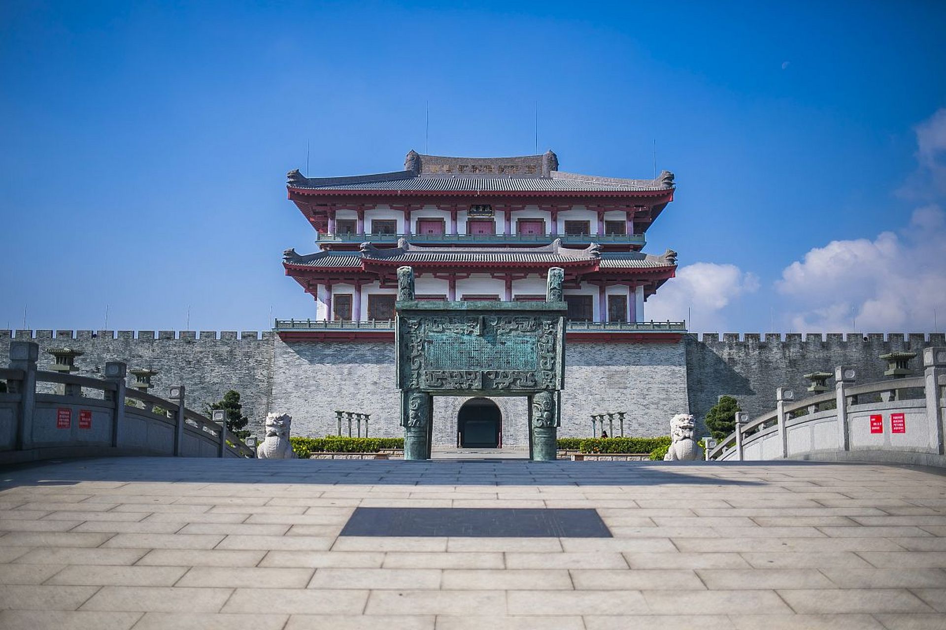 赤壁游玩攻略|赤壁是一个历史文化名城,有许多值得一游的景点.