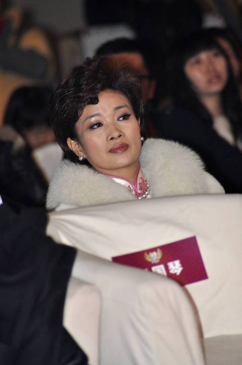 我生命里最重要的一个人,不是老公李双江,而是歌唱家魏金栋,我们合作