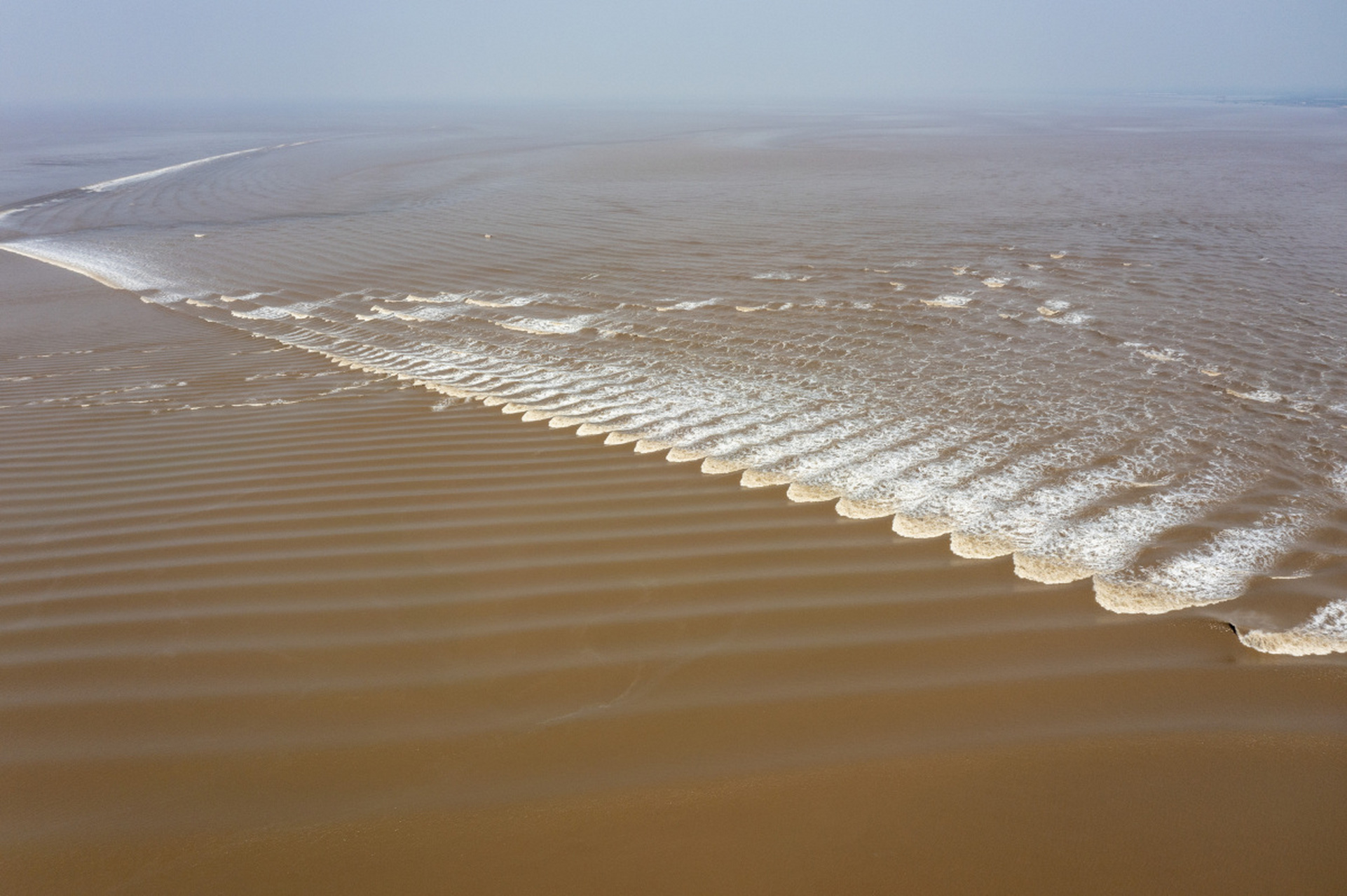 钱塘江大潮,自古以来被称为天下奇观!