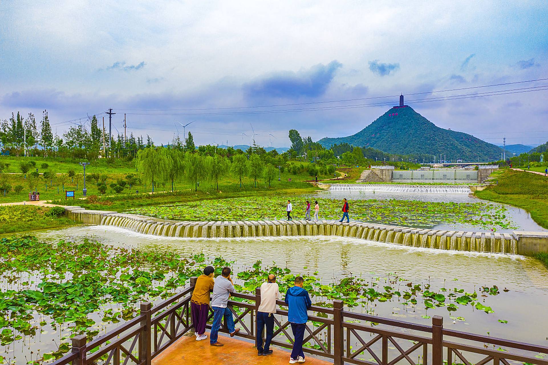 大冶市保安镇区西南方向的沼山乡村公园,这里是一处集自然风光,历史