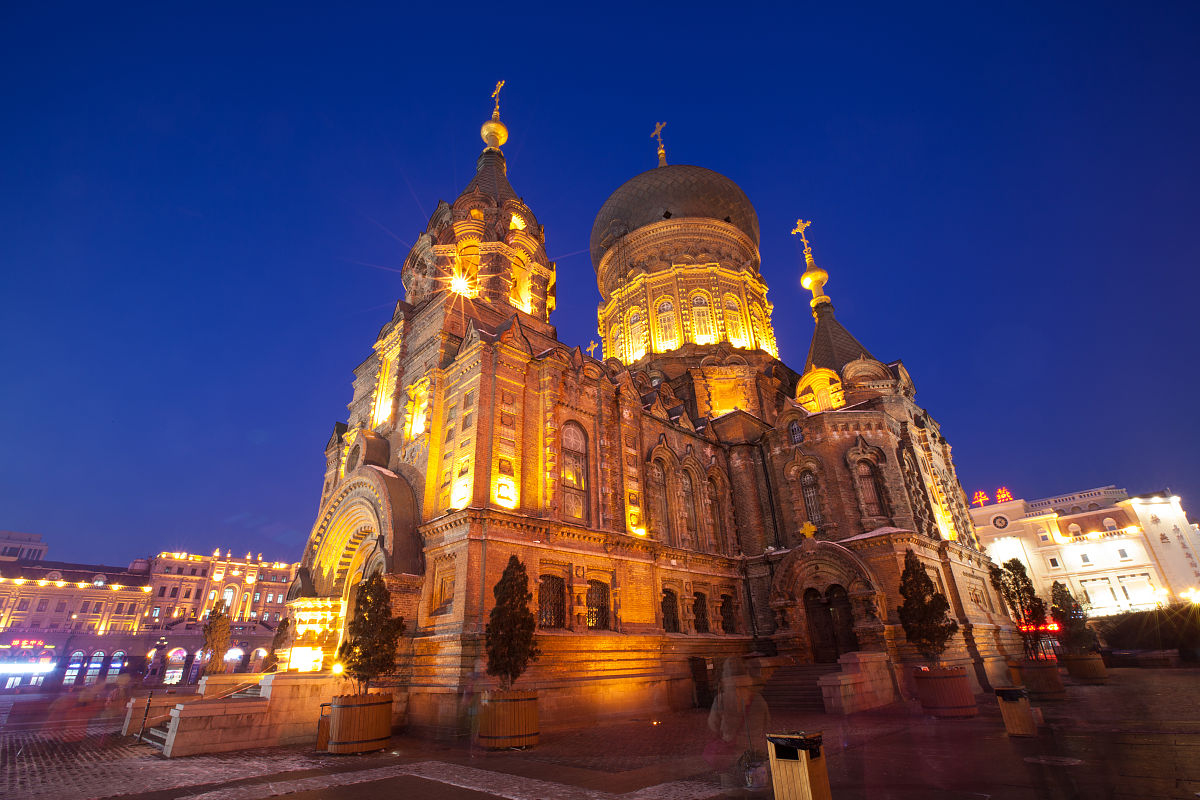 说起黑龙江的旅游,自然少不了哈尔滨,作为今年年初的顶流,哈尔滨这些