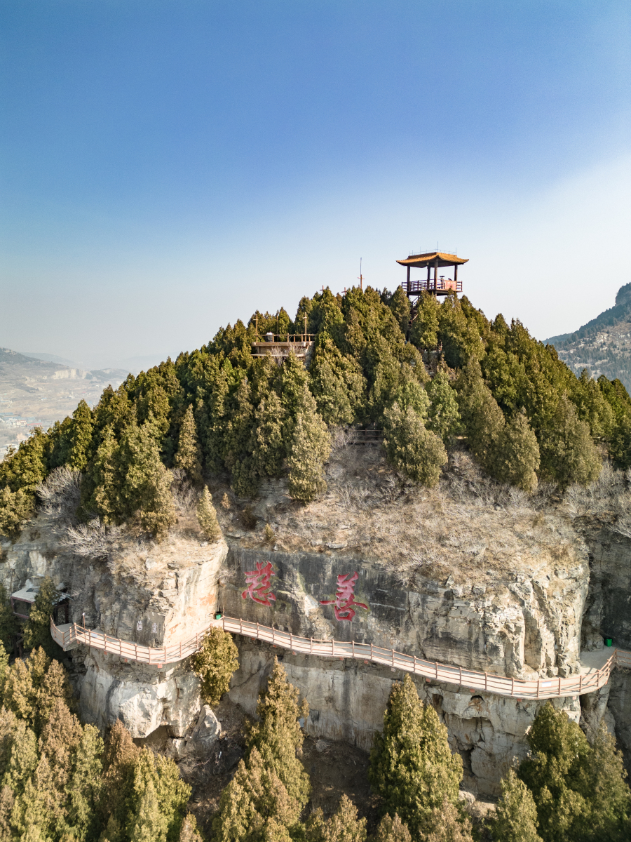 济南千佛山:历史与自然的交融诗篇