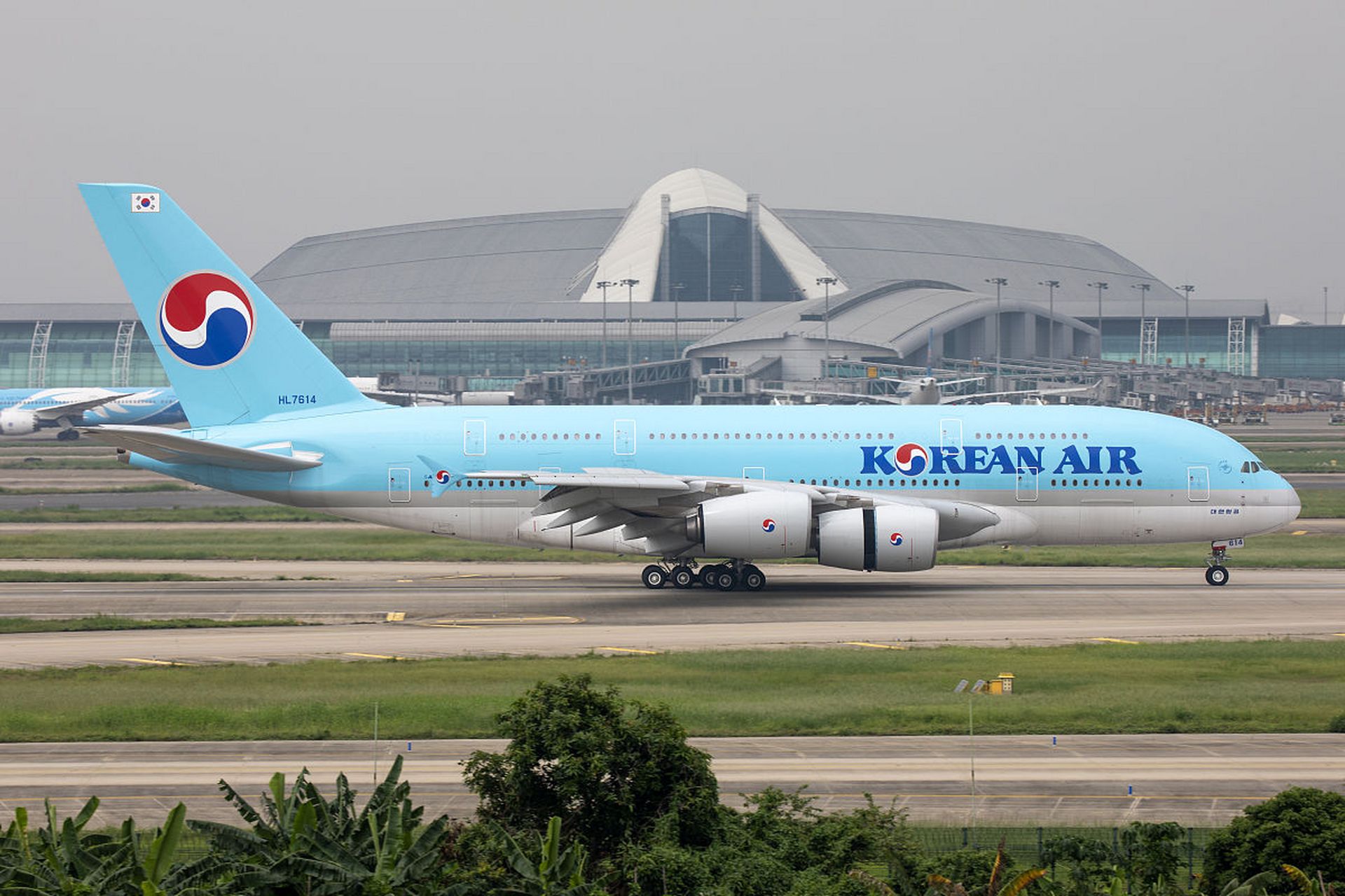 据韩媒报道,3月10日,大韩航空一架由仁川飞往菲律宾马尼拉的客机起飞
