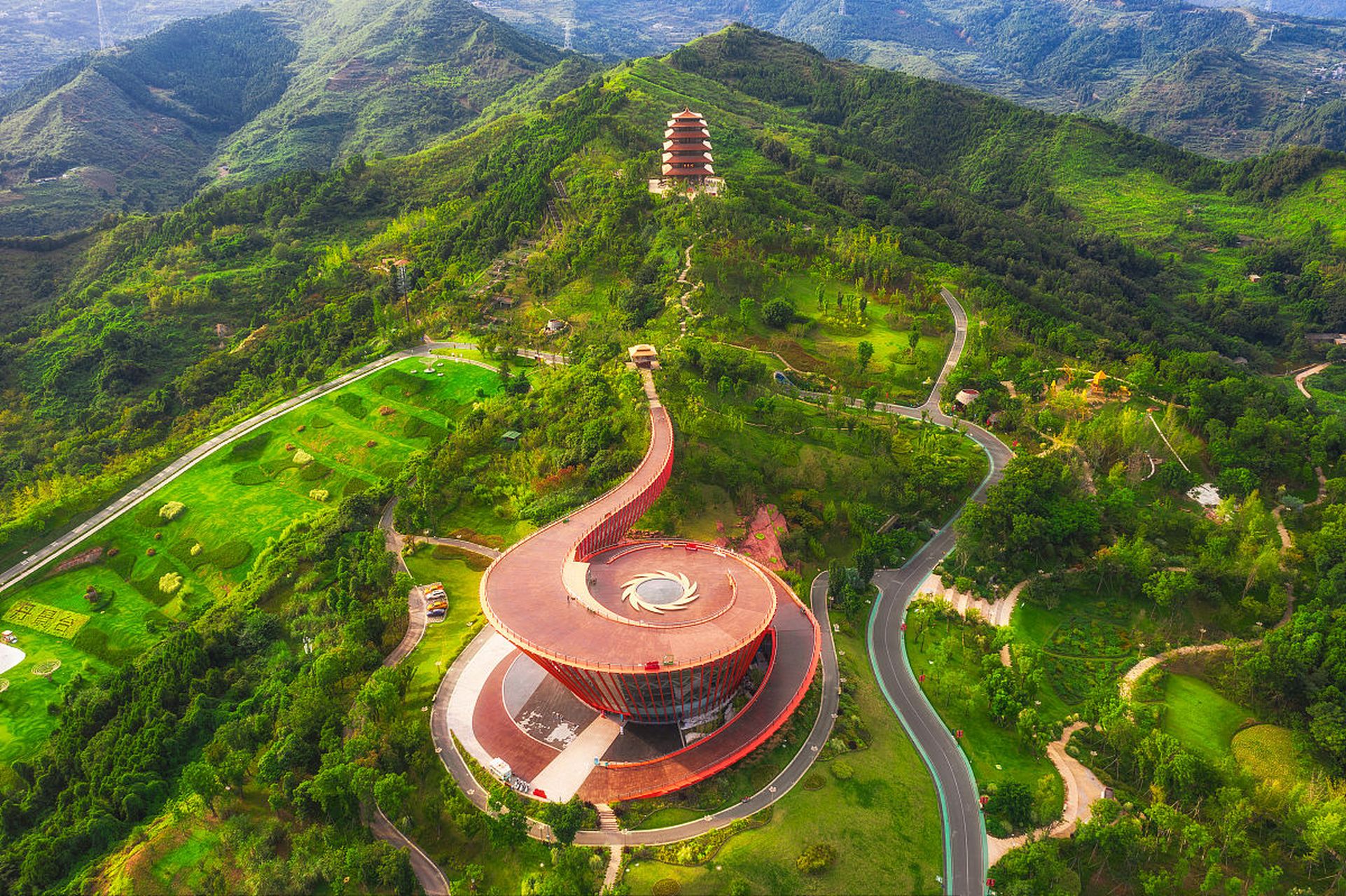 龙泉山风景区在哪里图片