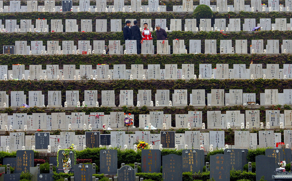 西安汉皇墓园墓地