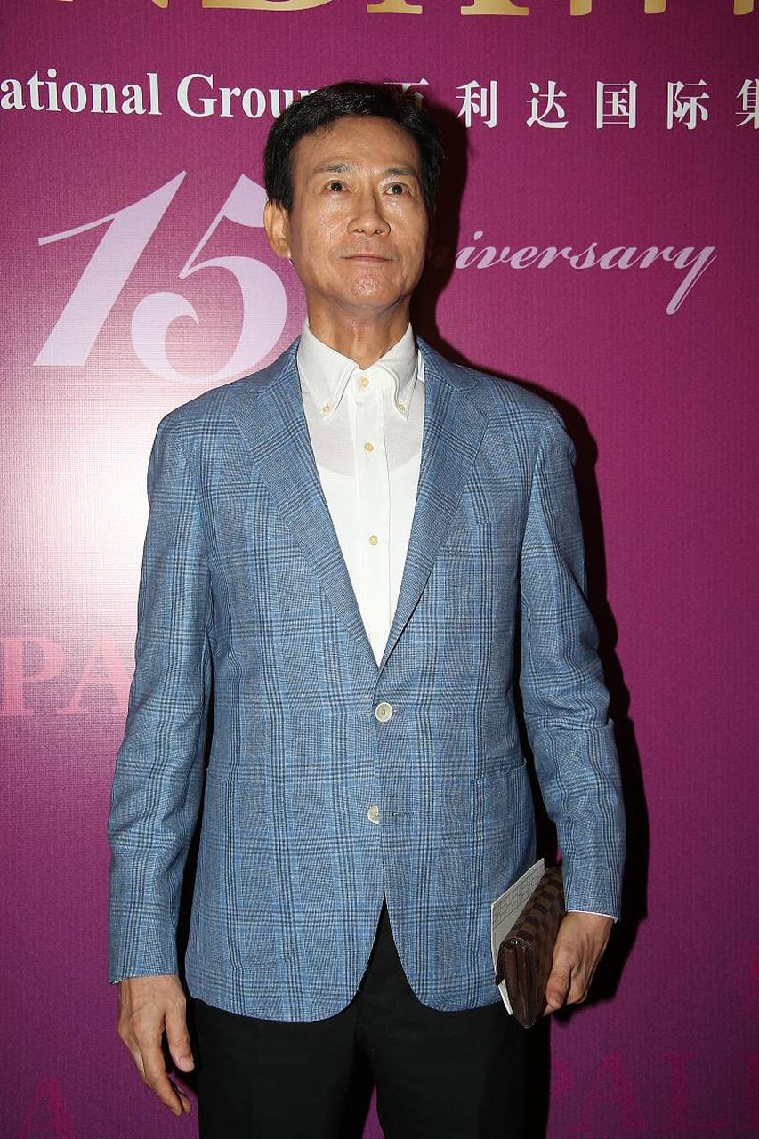 10月2日,郑少秋上了热搜,然而,这一次,并不是因为帅气的外表,风流