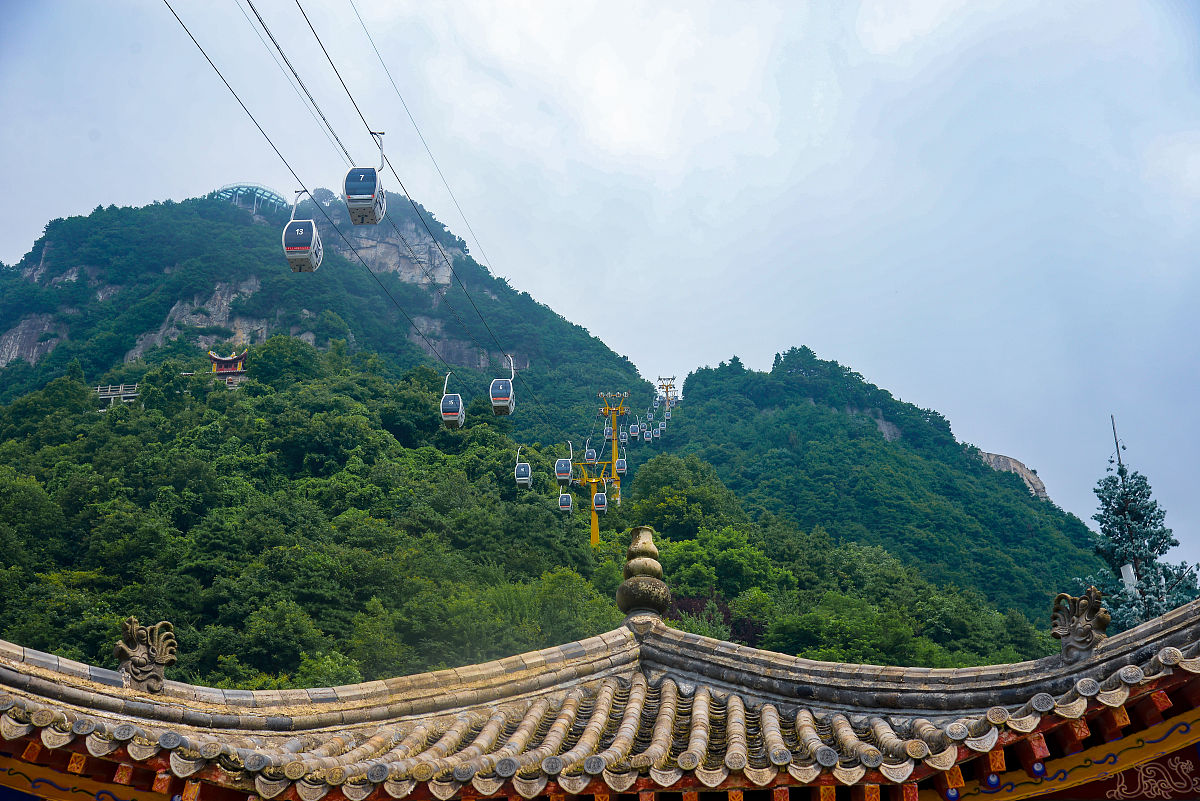 彭州天台山旅游风景区:登高远眺,探寻自然与历史的交汇