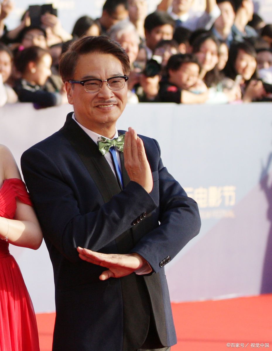 "黄金配角"吴孟达