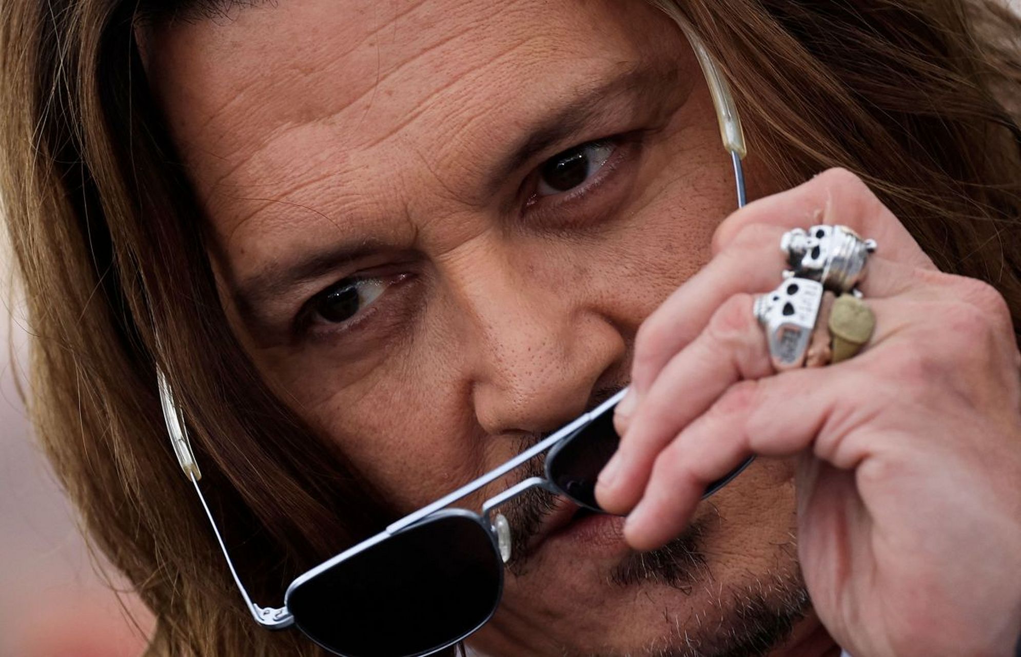 国际巨星 johnny depp(约翰尼·德普) 这次参加戛纳电影节也有记者