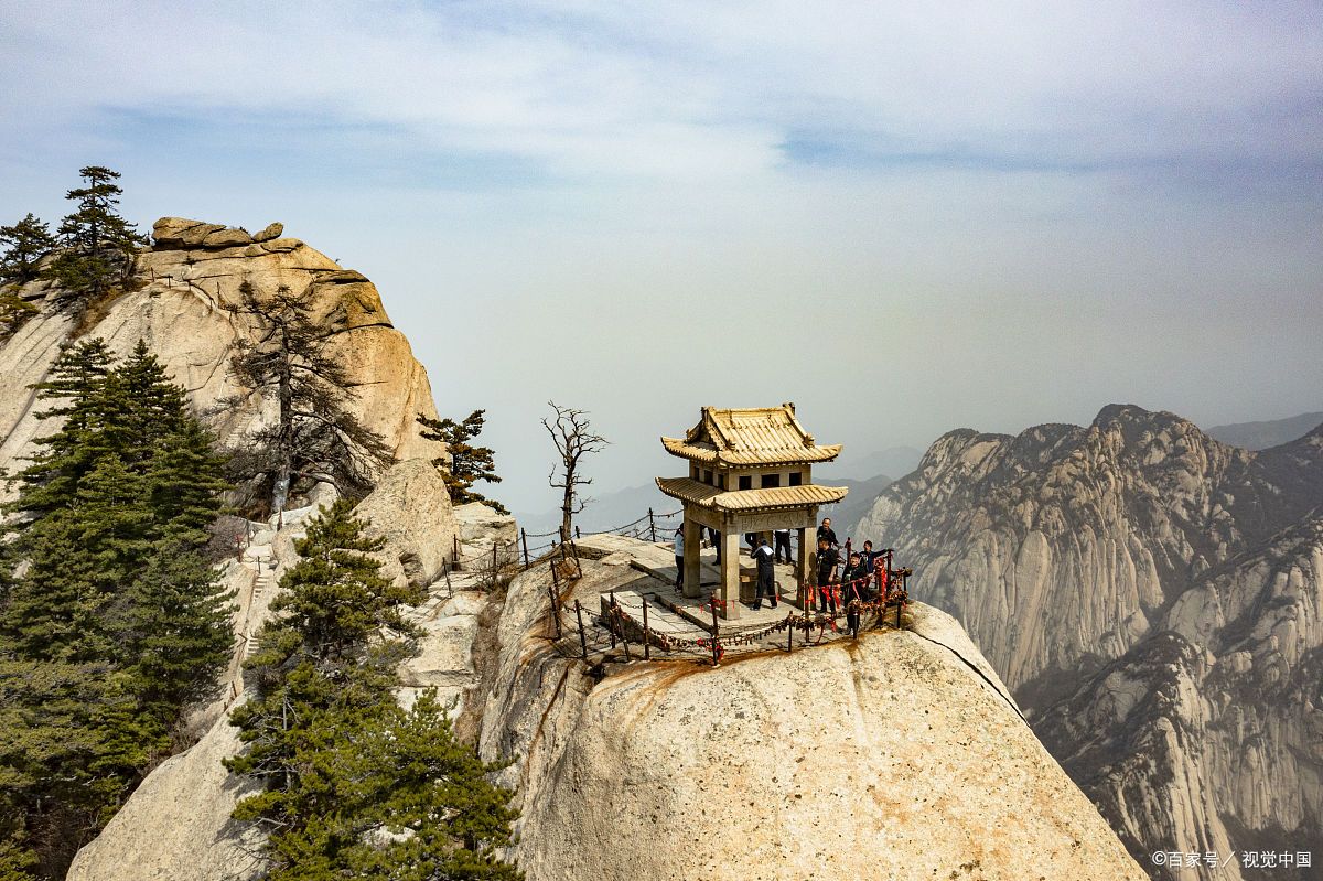 华山之旅 ─ 登上壮丽无比的山顶