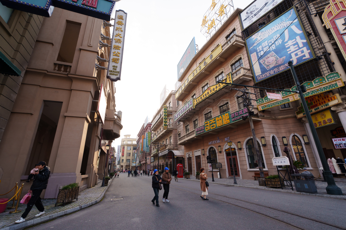 上海的一条充满文化气息的街道—福州路.