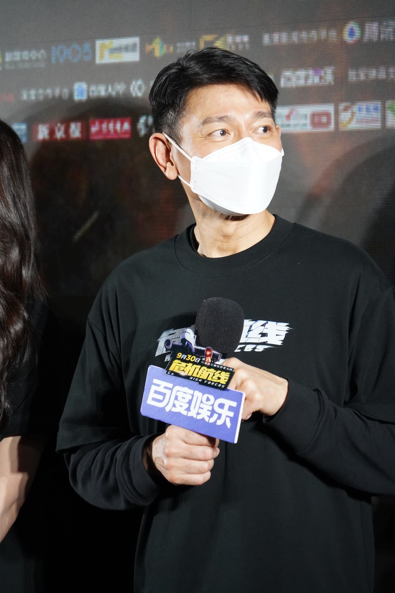 敖艳红,守身如玉二十多年,还自杀过三次,这得多疯狂?