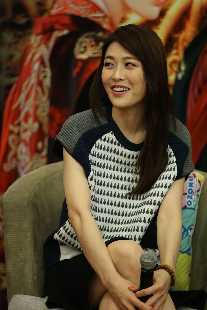 4月10号下午,演员陈丽娜更新了自己的社交平台,称:《库尔班大叔和他