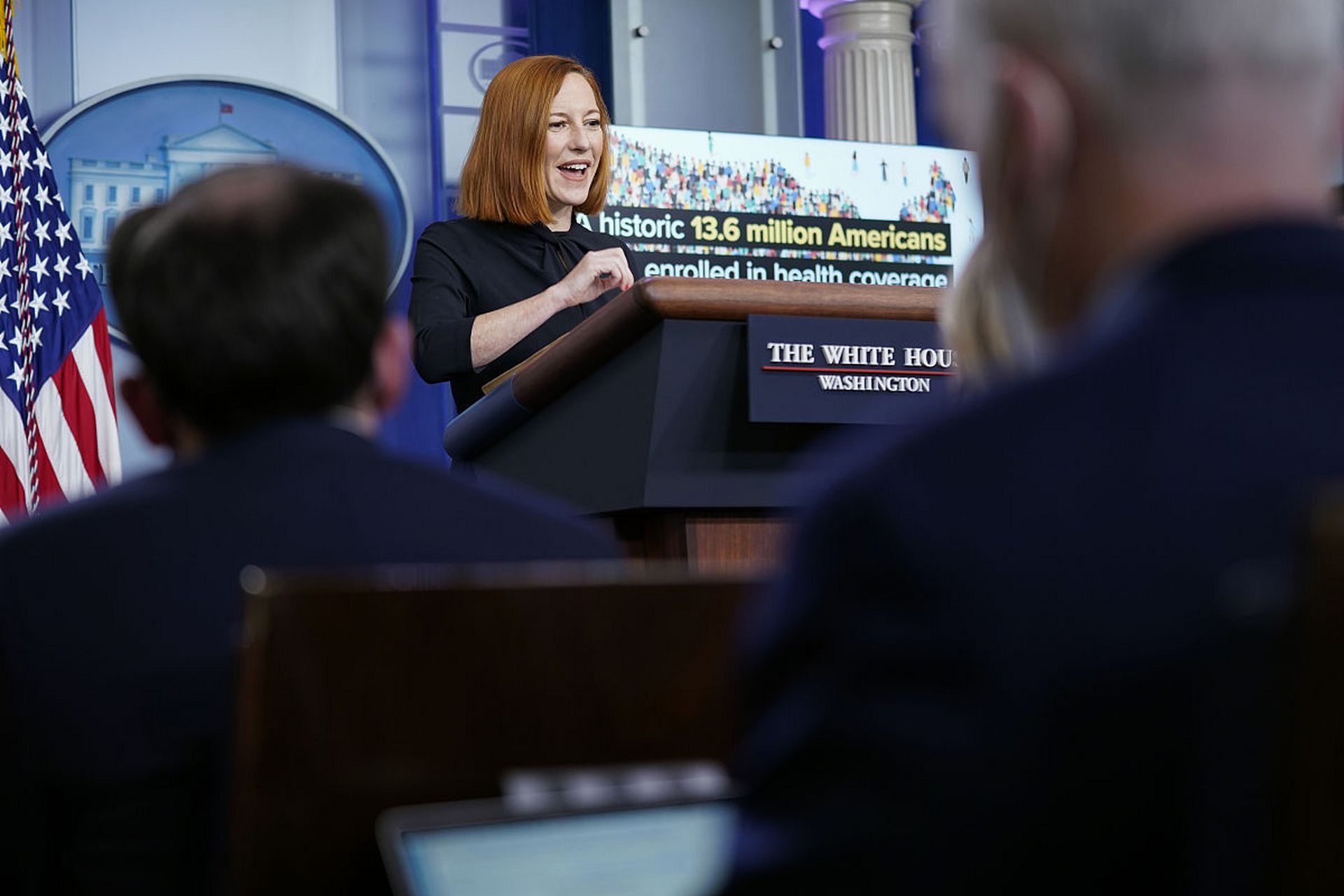 据美媒报道,当地时间7月14日,拜登当局宣布,将在未来几周内取消80.