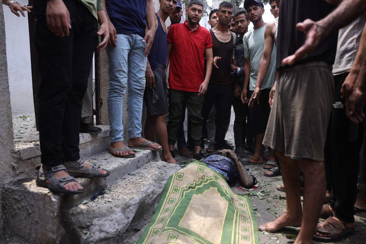 刚点开新闻,满屏都是加沙那边没了的小孩名字