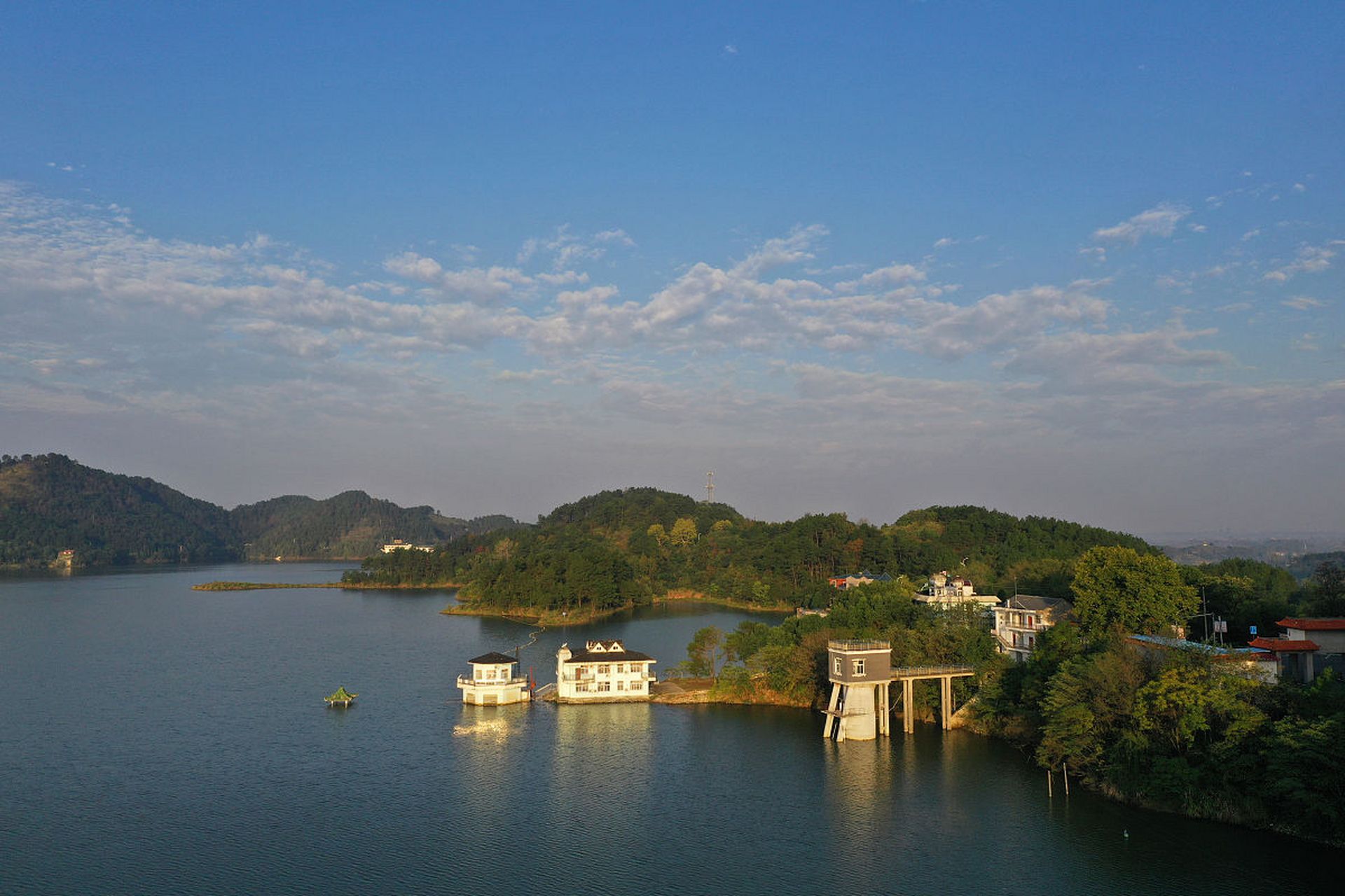 98仙宫湖作为杭州亚运会的水上比赛场地,将给观众和运动员们带来一