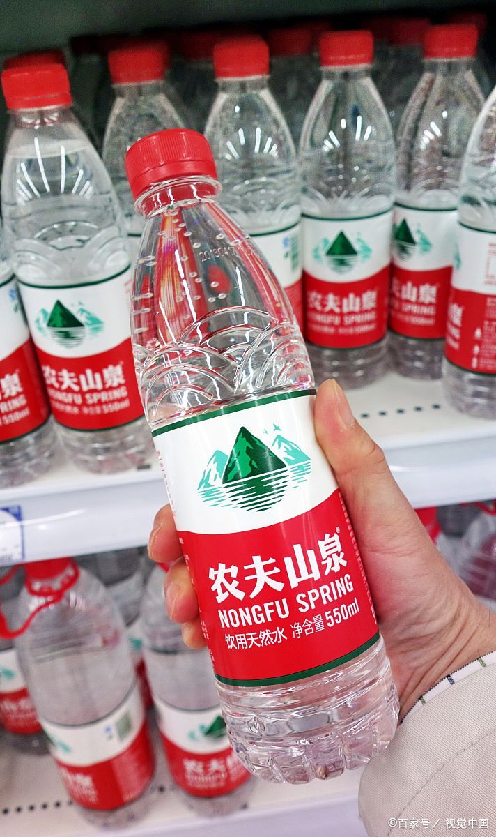 711禁售农夫山泉广州漫展被砸谁才是真正的爱国