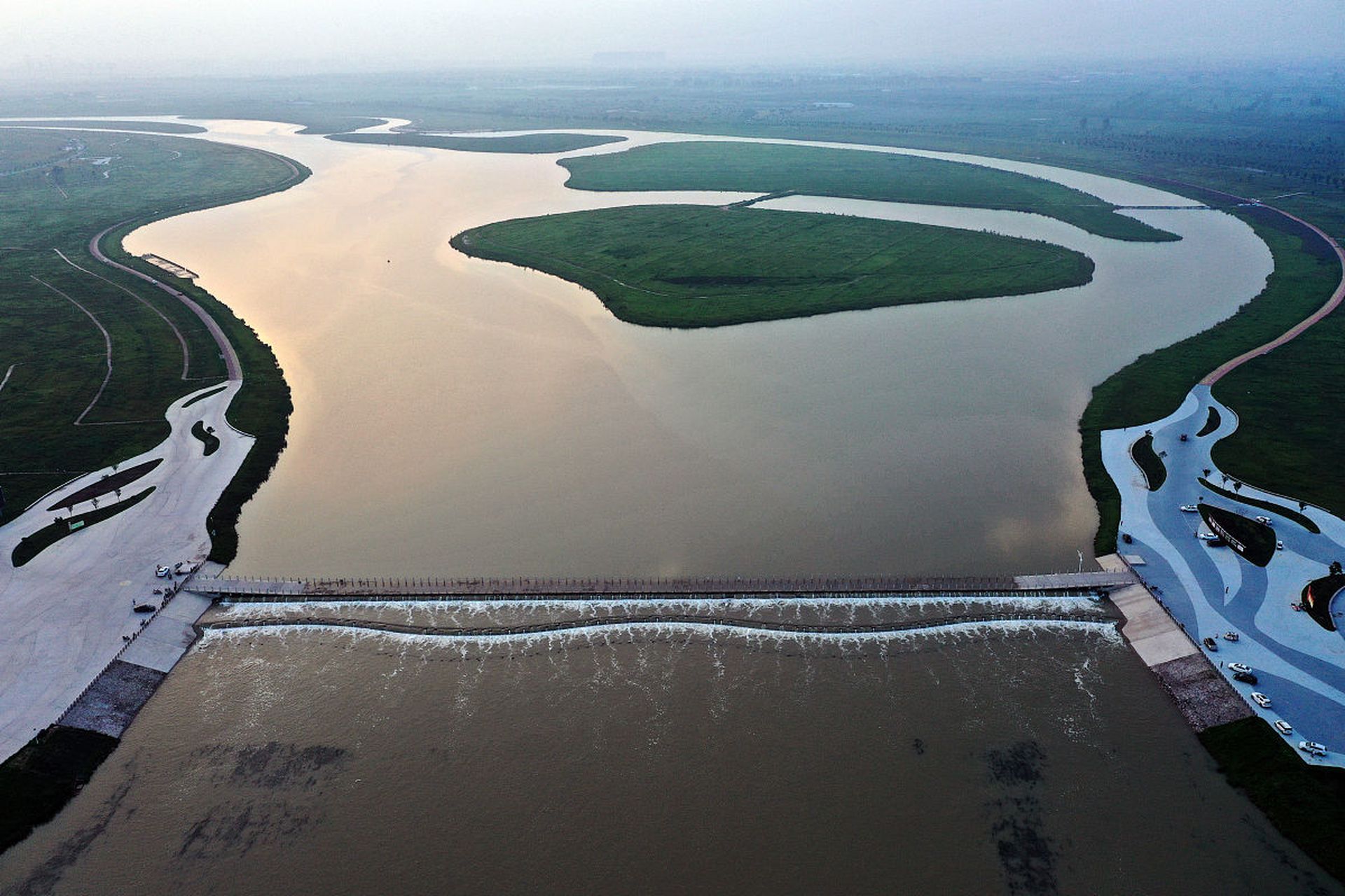 即滹沱河.在河北省西部.