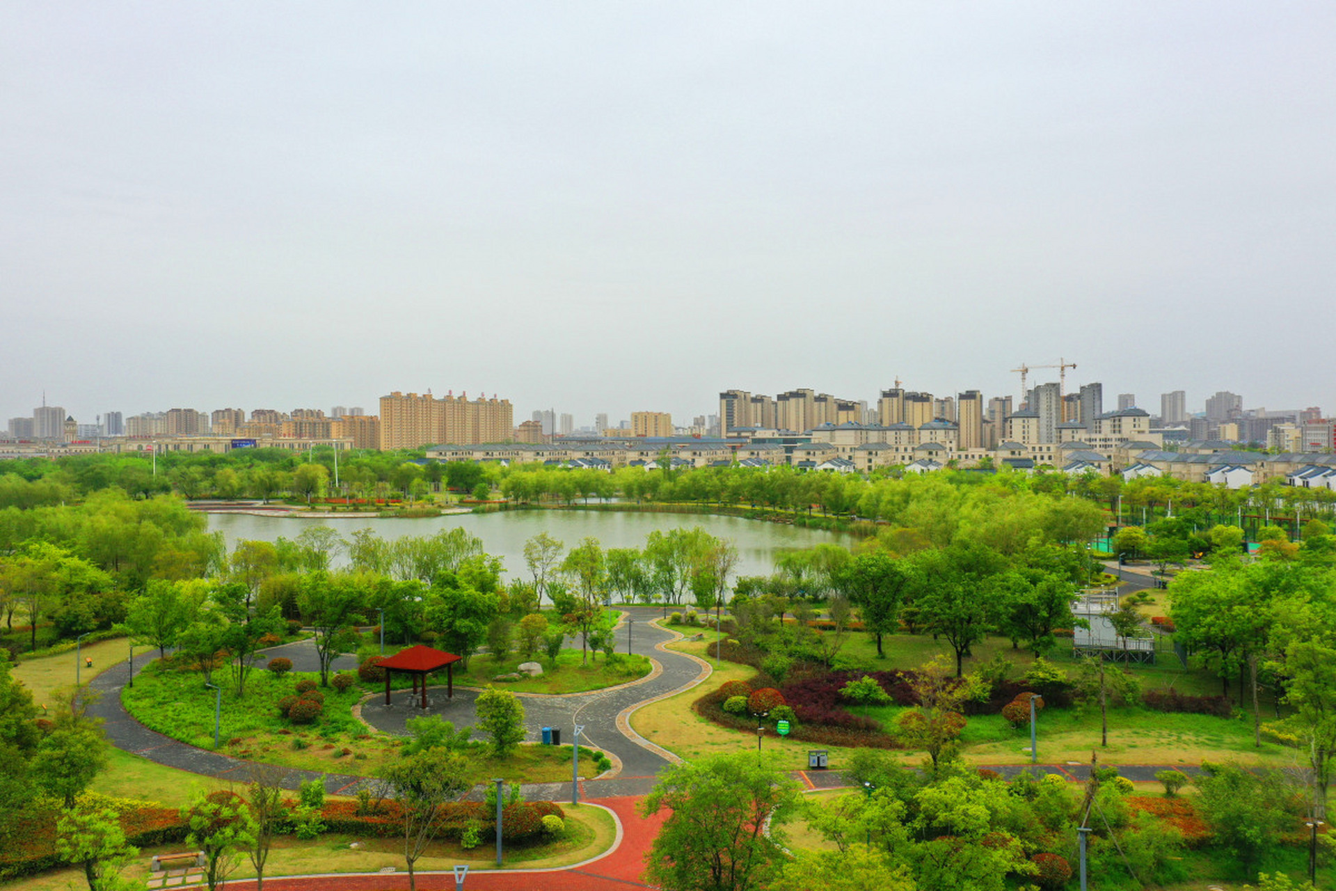 当你来到徐州,别忘了来睢宁公园感受一下这座城市的绿色魅力吧!