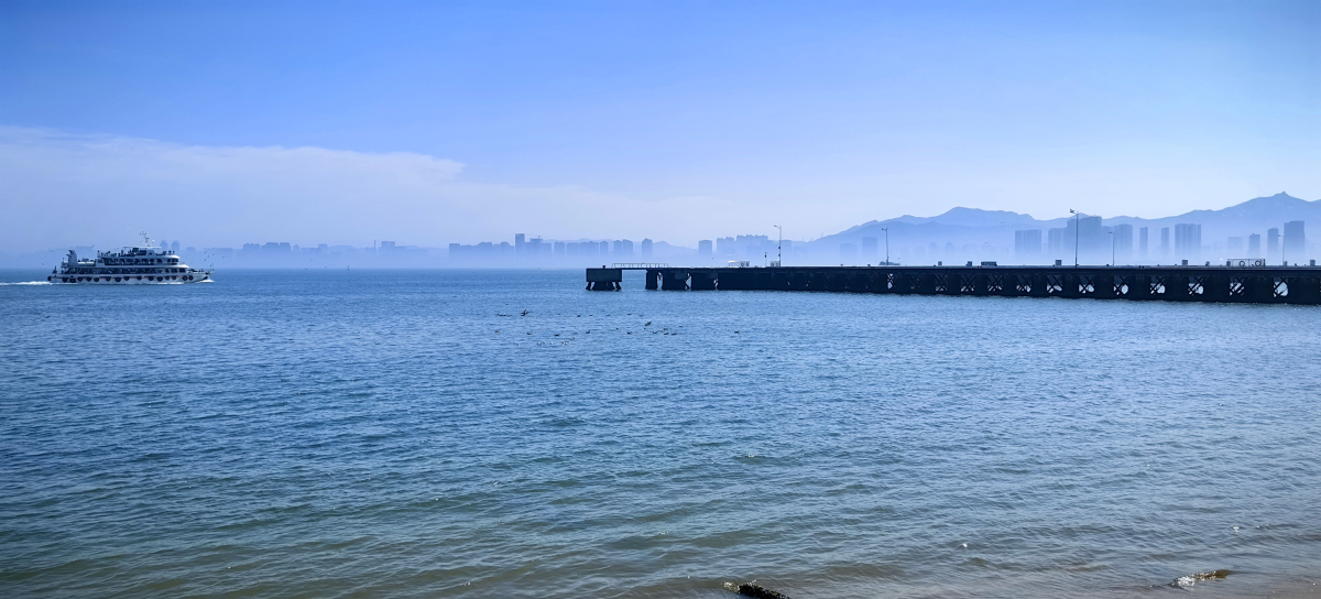 说起威海的沙滩啊,那可真是多得数不过来,一个接一个,美得让人眼花