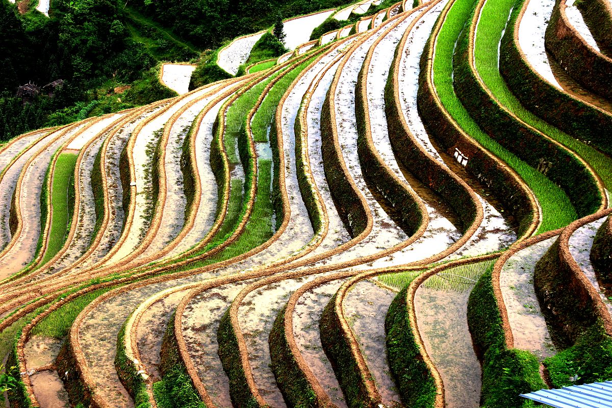 贵州省月亮山景区图片