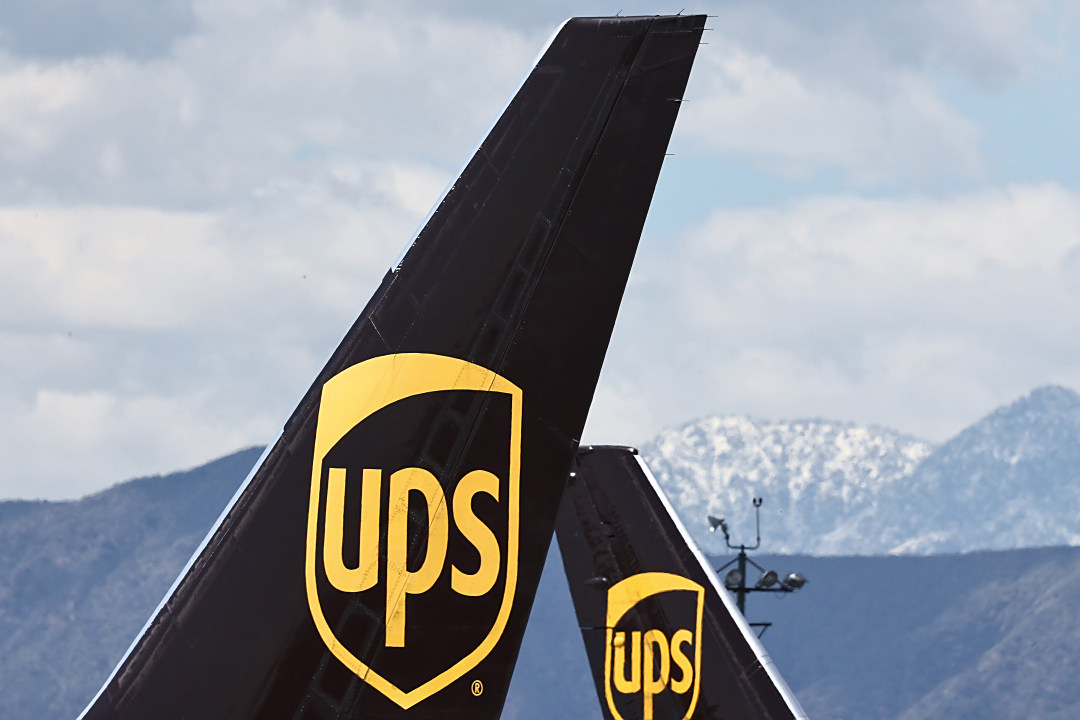 FDEX(f的小写怎么写四线三格) FDEX(f的小写怎么写四线三格)