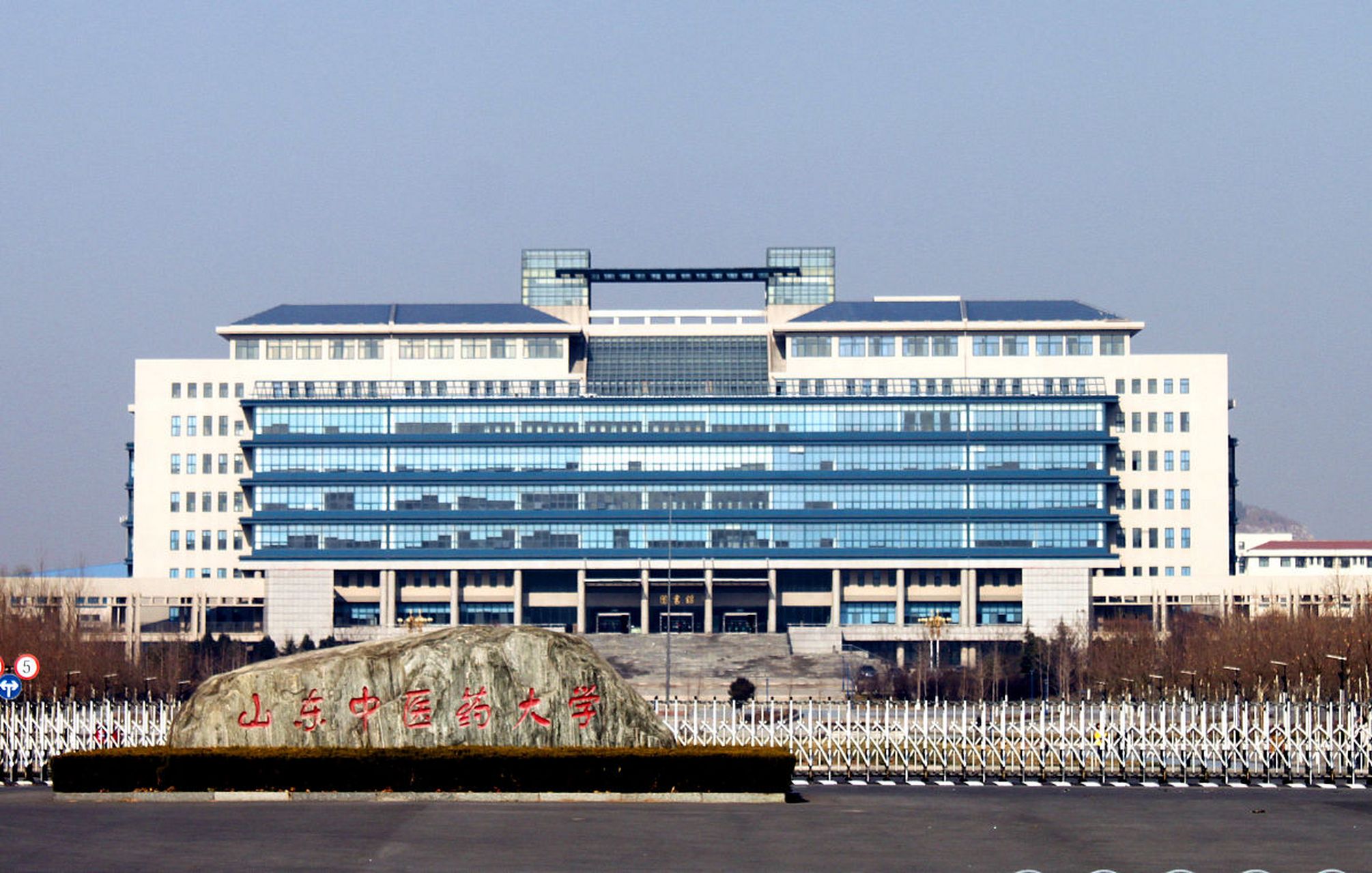 不过也可以,浙江大学医学院的临床医学被评定为a 学科,全国a 只有两