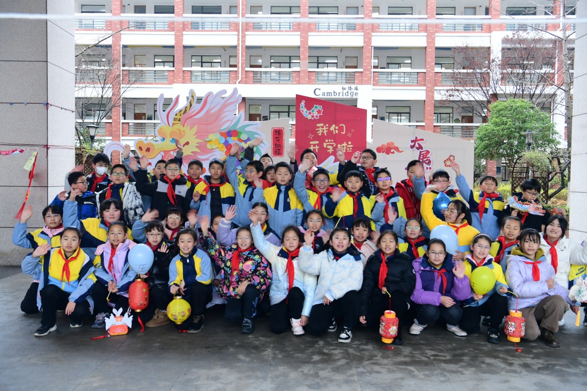 剑阁县龙源育才学校学生校服代购项目招标,规模约700位学生,自筹资金