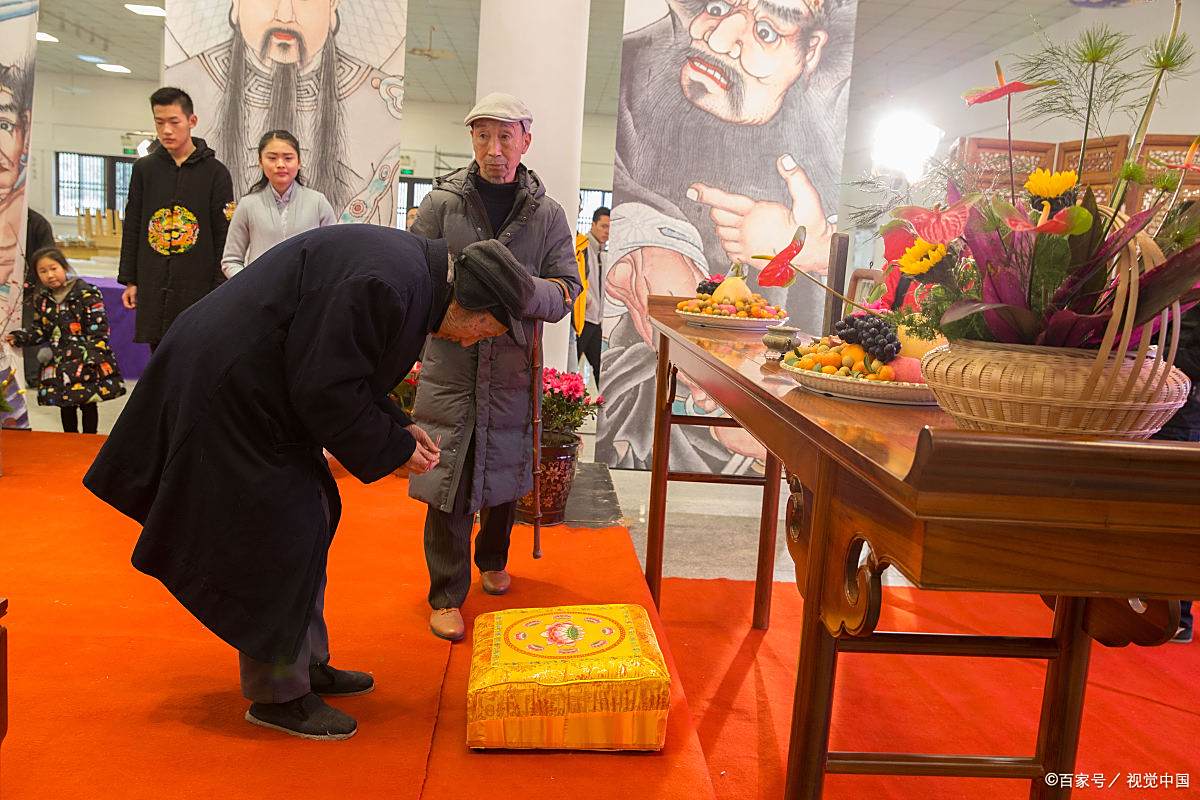 春节,对于我们来说,是一年中最重要最隆重的传统节日