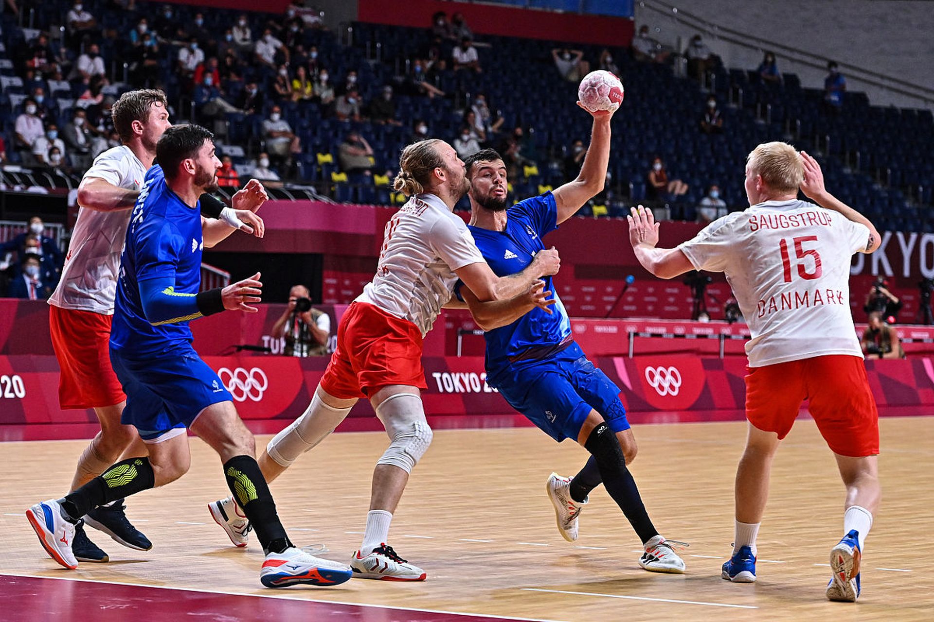 费城联合和迈阿密国际是美国职业足球大联盟(mls)中的两支球队,它们在