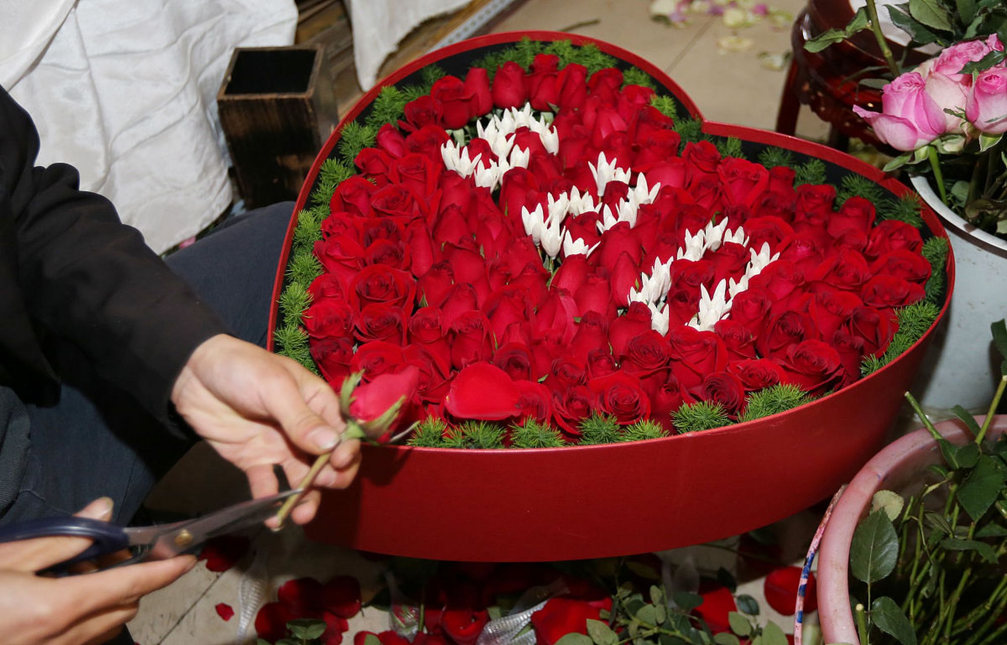 [原文:女神节送花送几朵]