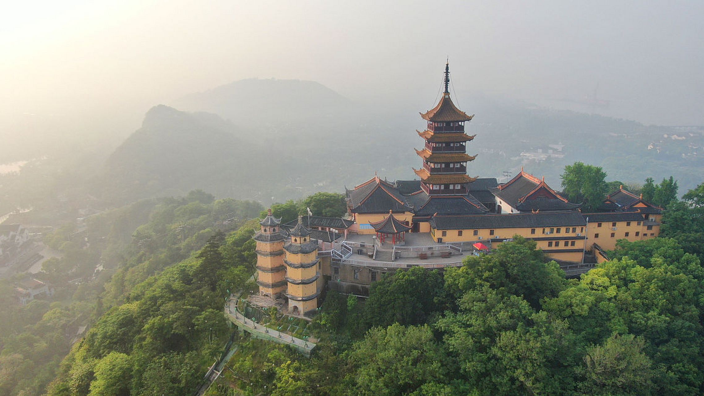 每个地点都有其独特魅力等你探索体验～[原文:如东旅游景点推荐]