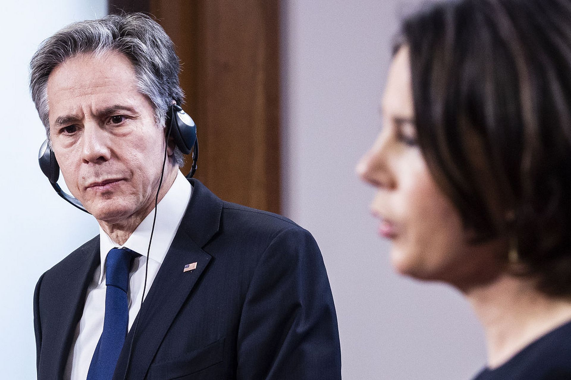 德国绿党的大佬,兼任德国标志性外交部长的贝尔伯克,在接受bbc的采访