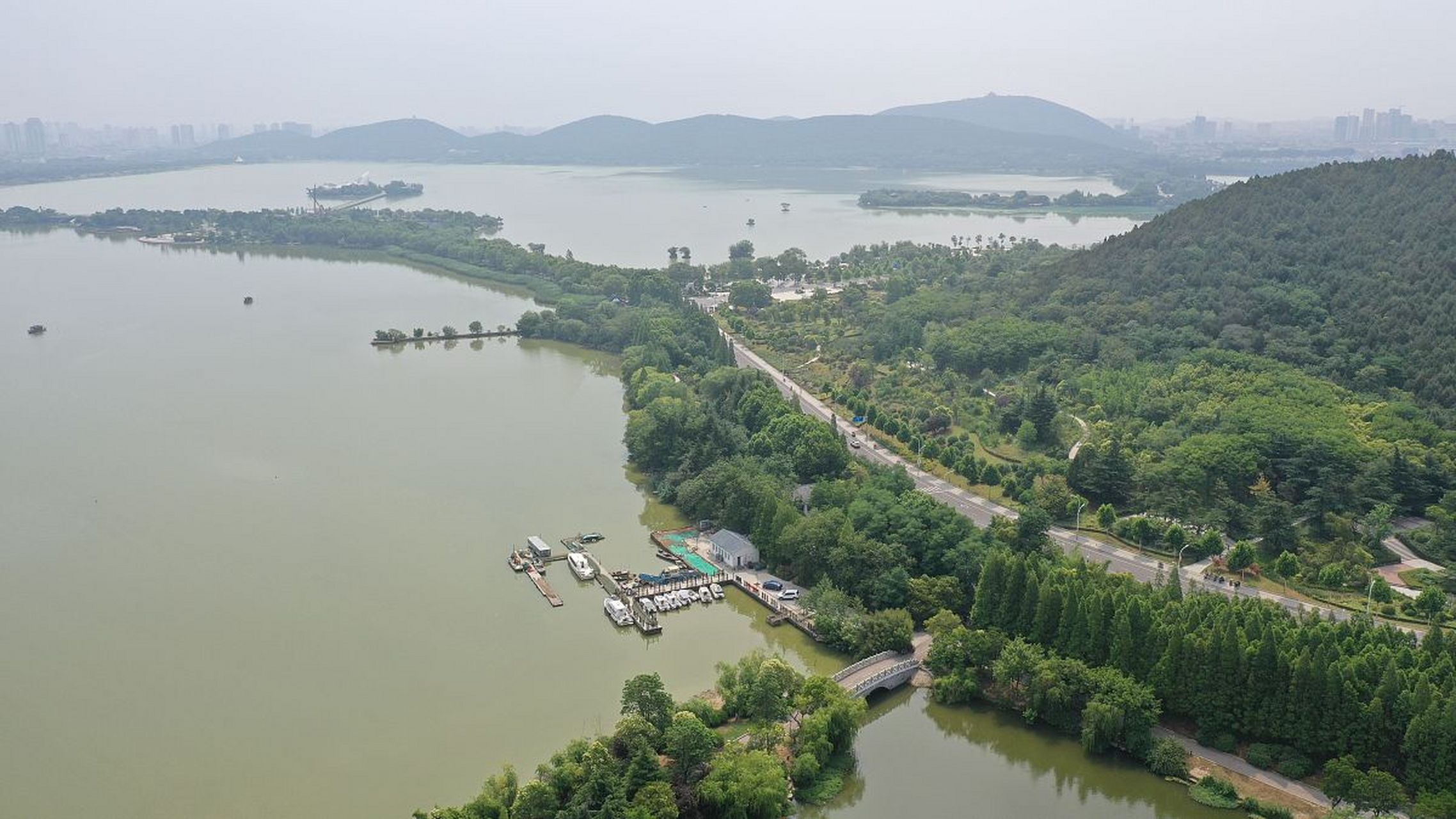 狼山,这座被誉为"江海第一山"的奇峰,究竟隐藏着怎样的风景?