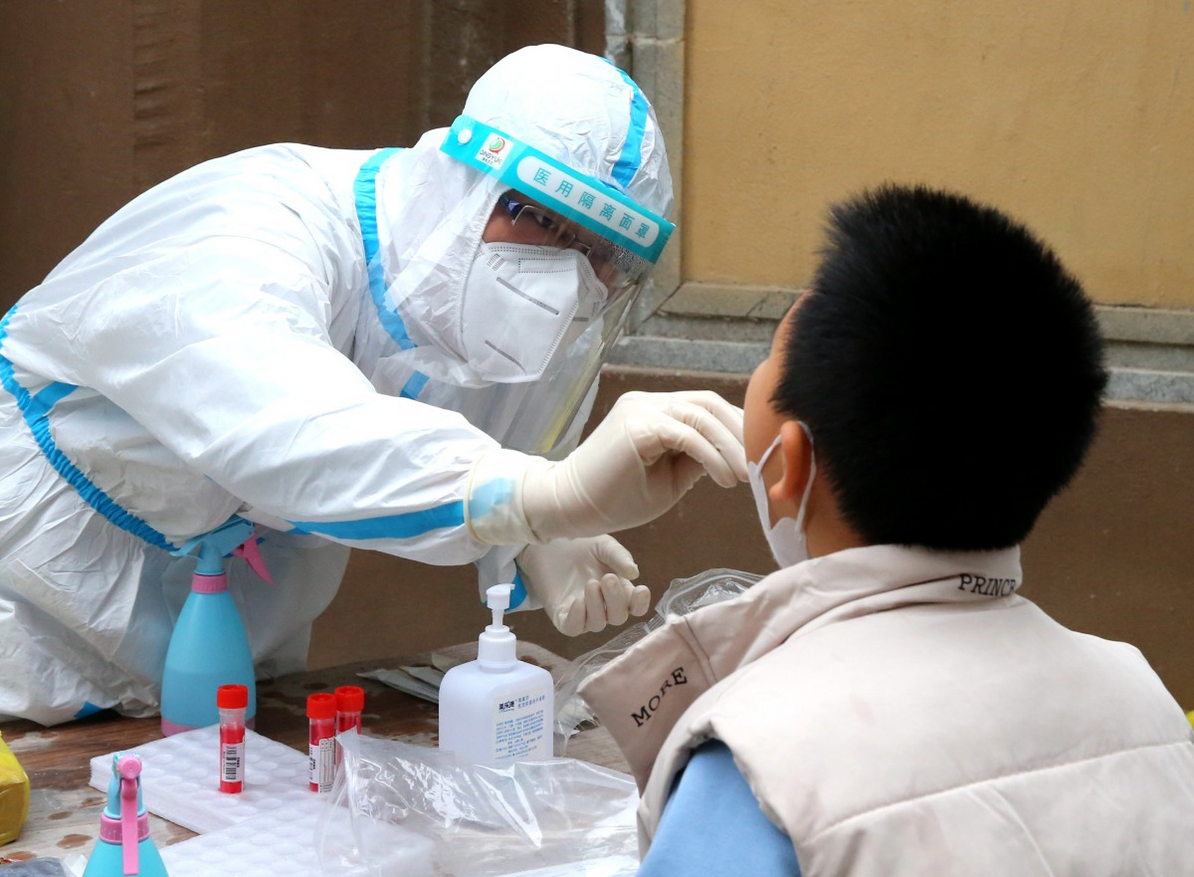 兰州市城关区通报"采样人员核酸阳性":已成立联合调查组开展调查