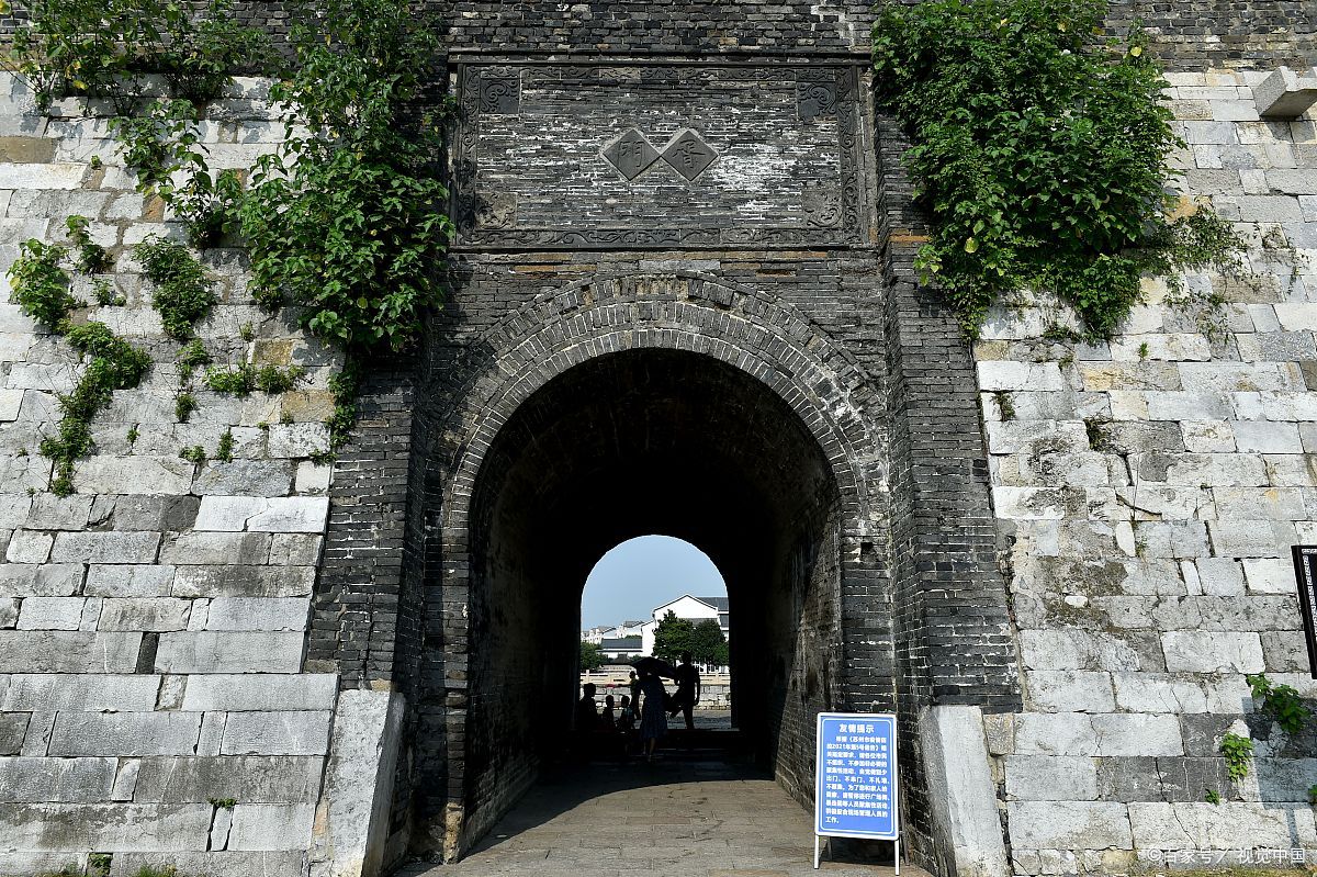 江南秘境:台州临海古城墙,历史的印记!