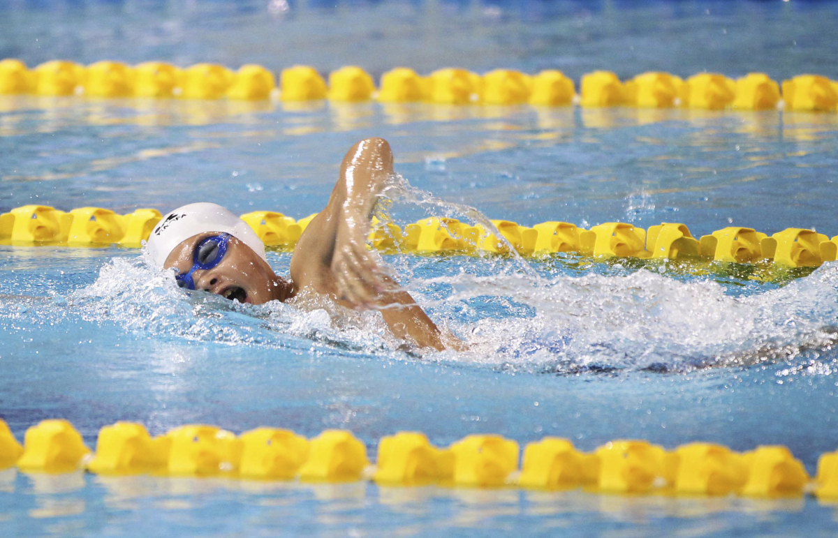 他说,希望自己没有那么出名,只想低调一点,完全投入训练