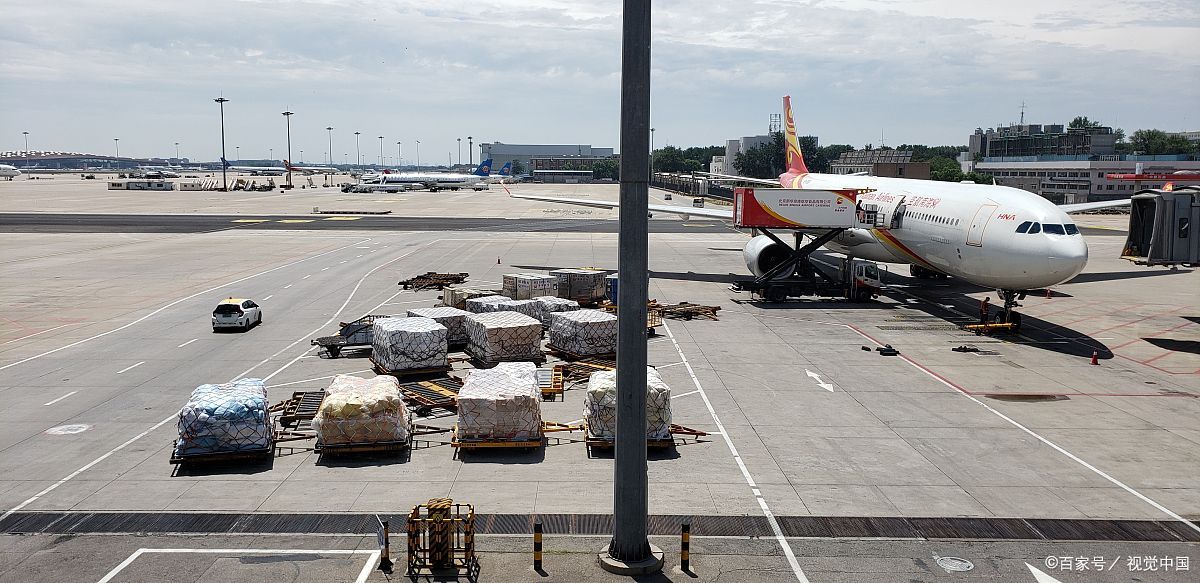 北京直飞美国,飞行时间大概在12到15小时左右,具体