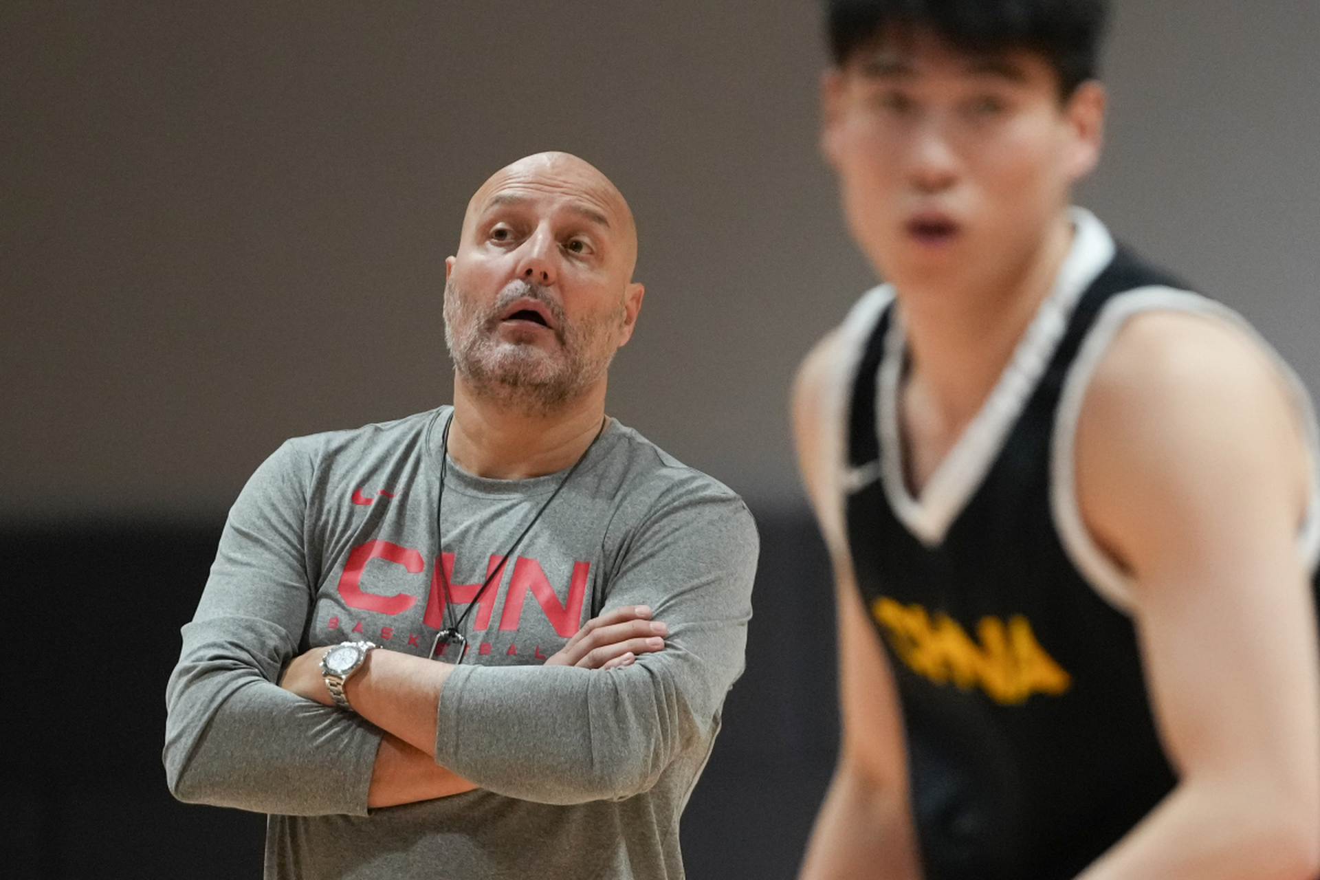 老乔维奇放弃归化球员,可能找到感觉了.