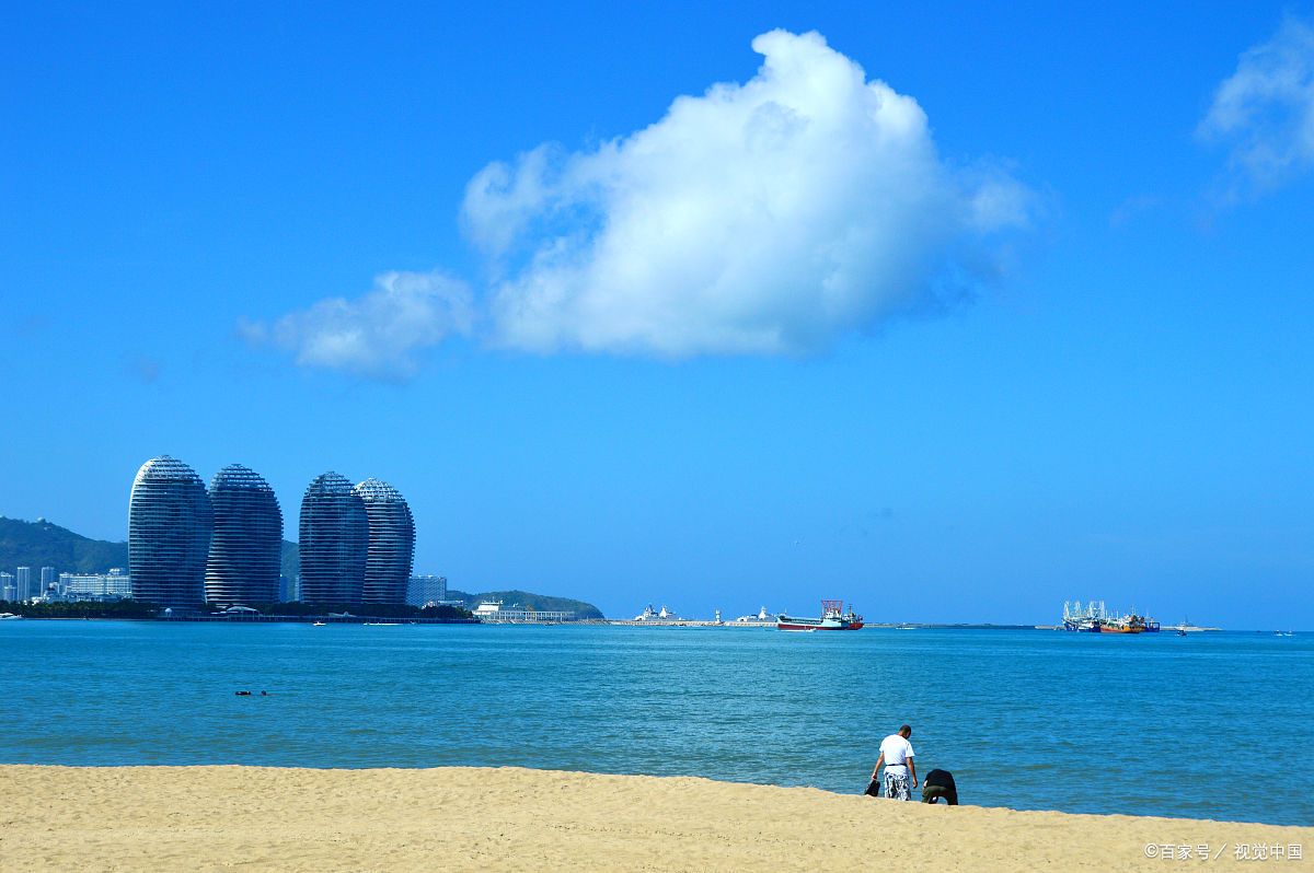 三亚海口终极对决:北京人坦言,一个掏空钱包,一个装满回忆