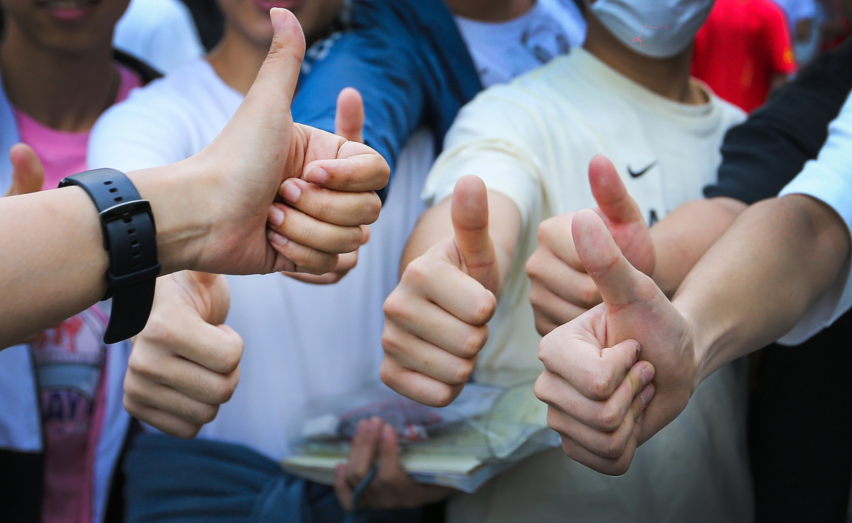 手势合照众好兄弟握手表情包多人手握手创意照片加油举手拳头碰拳头