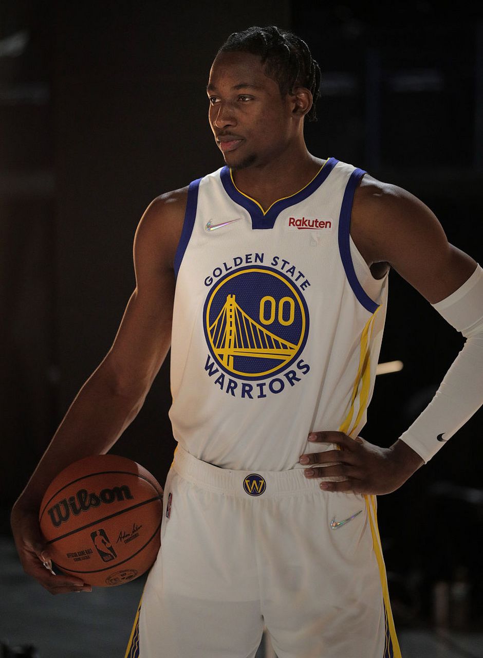 北京时间2023年10月16日,勇士前锋安德鲁-维金斯在接受福克斯体育专访