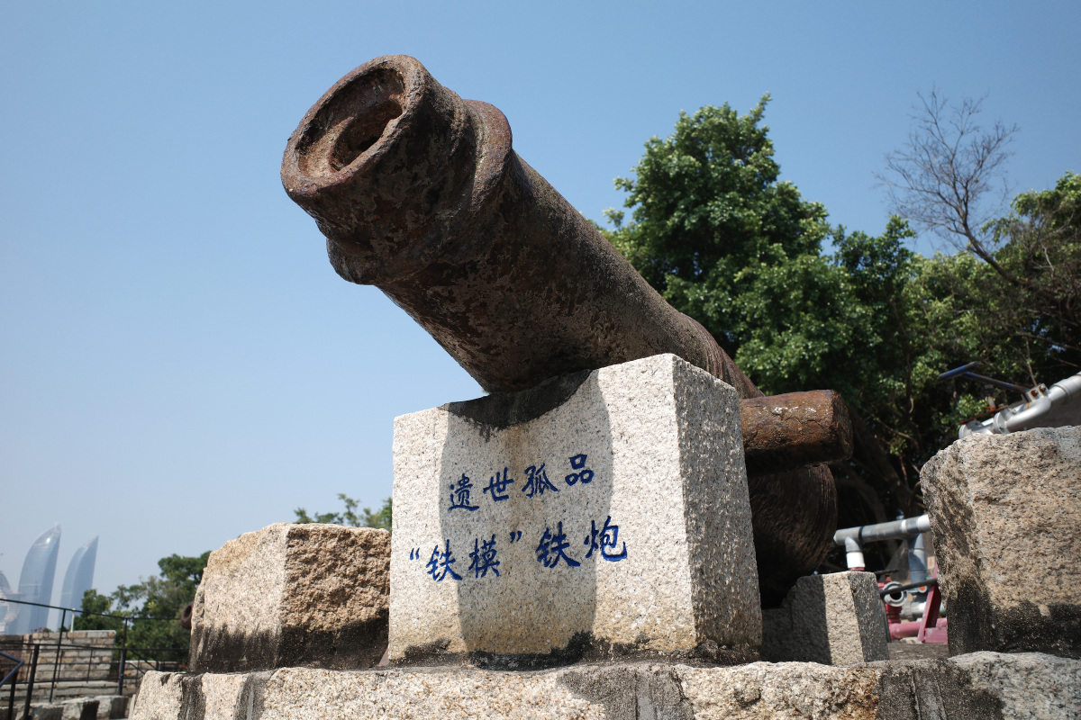 图文天下厦门胡里山炮台:走进历史,感受震撼