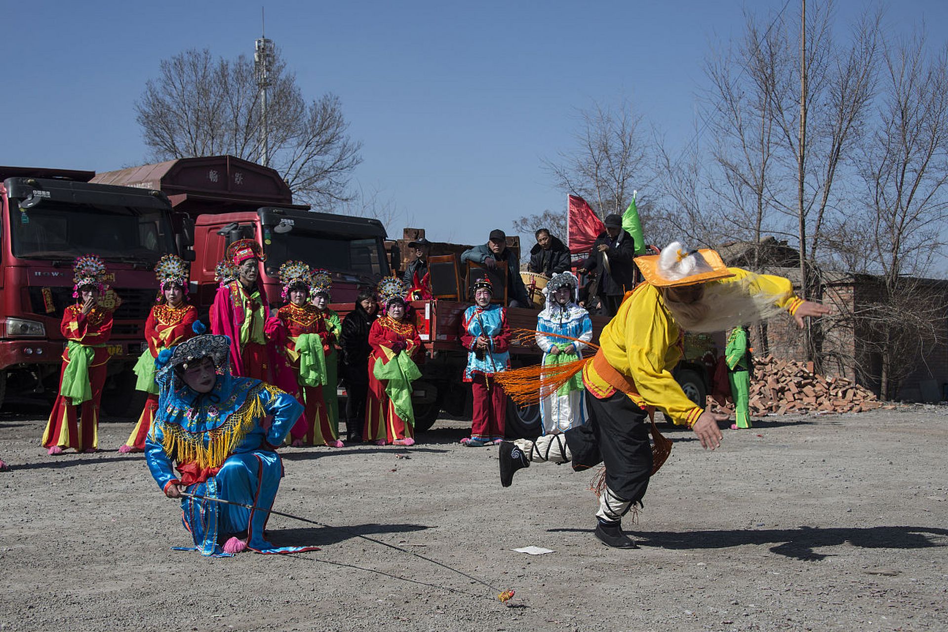 有趣的新年习俗:赫哲族 春节是一年中最快乐的侥靠