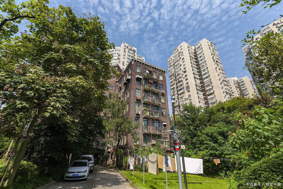 探香格里拉仙境,游洱海风光,品越南进口绿豆糕