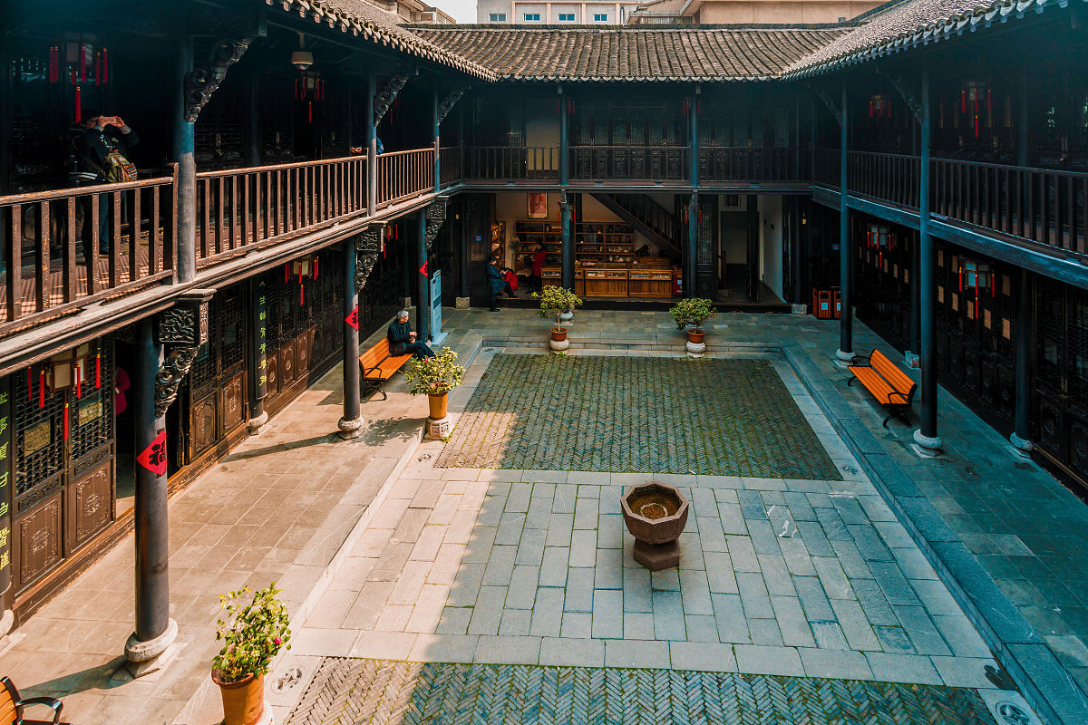 探访晚清大臣李鸿章故居,大家是怎么样评价这位人物