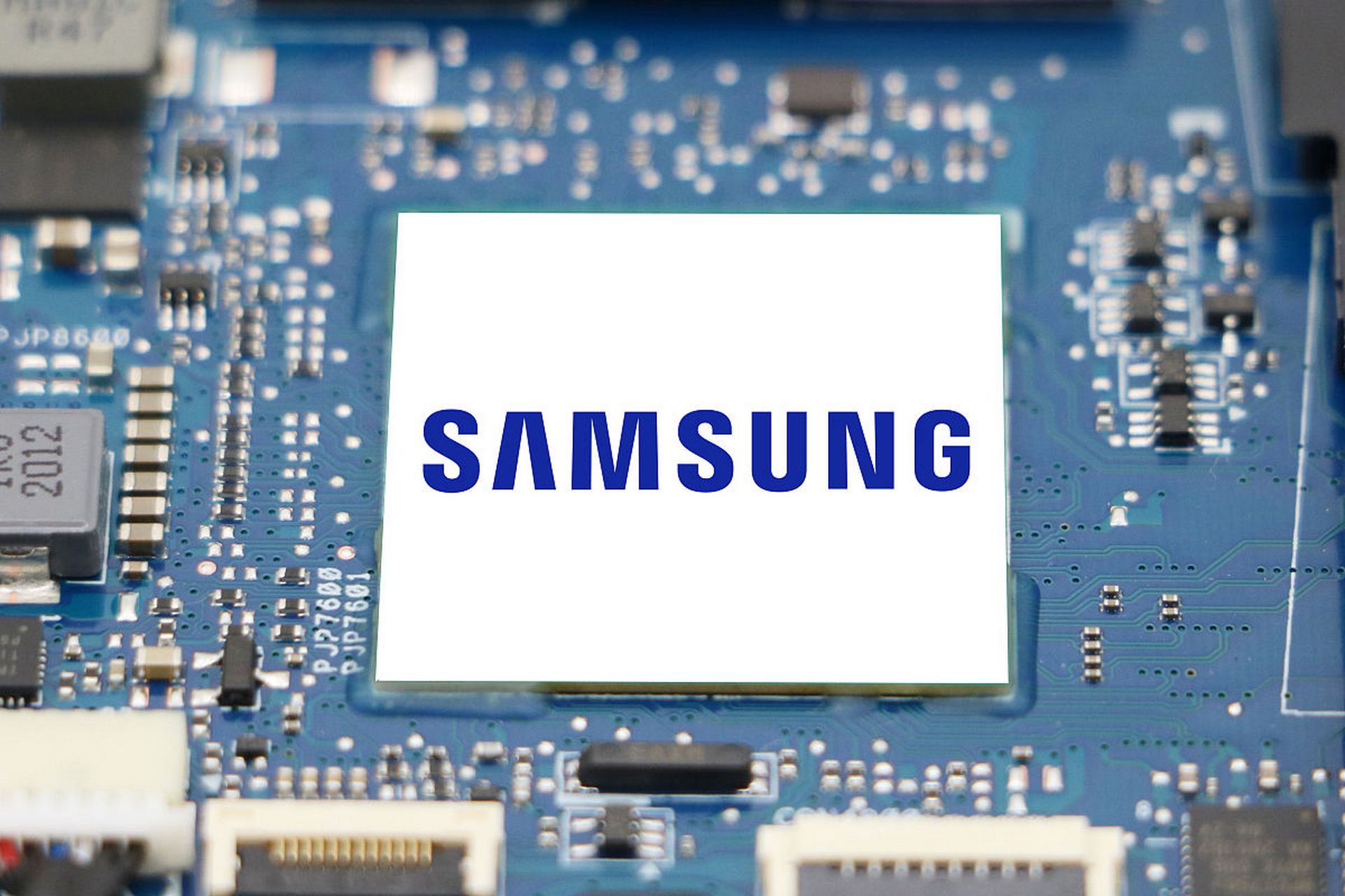 4 月 5 日,amd 发布声明,其与三星电子延长了此前的战略 ip 授权协议