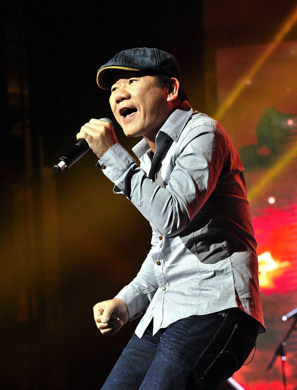 歌手赵传现身太原街头卖唱?你听过赵传的歌吗?